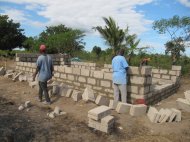 Kisarawe Schoolproject &raquo; Eerste constructies